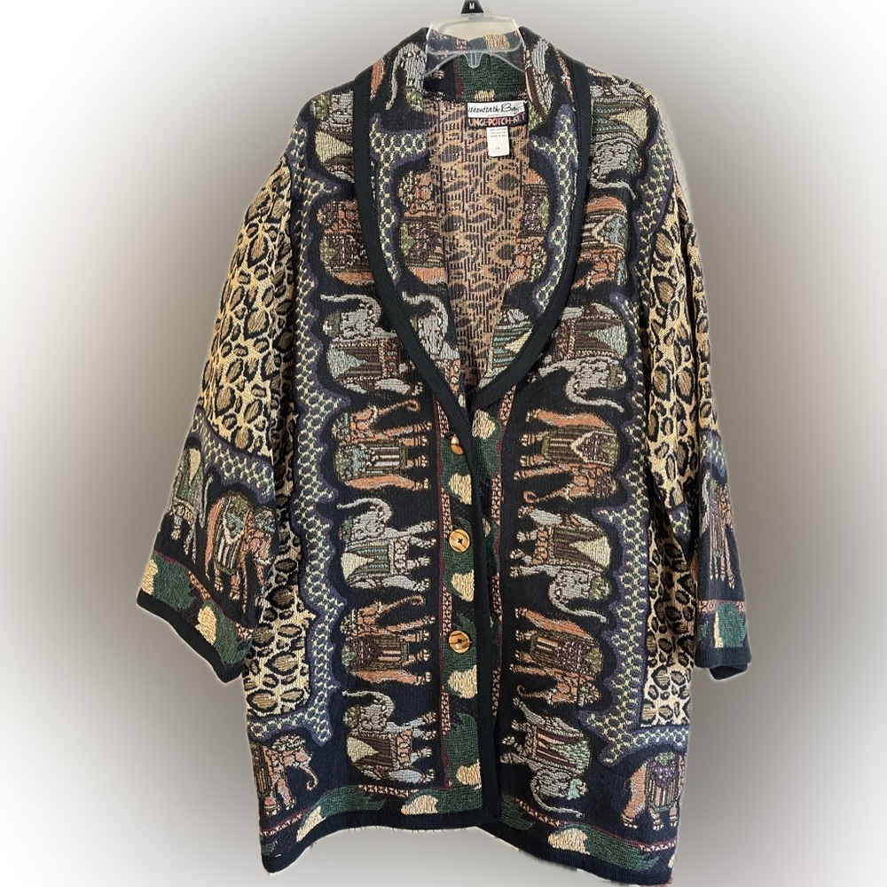 It’s Outta the Bag Y2K 1990’s Long Tapestry Cardigan Wooden Buttons Pockets, 1X
